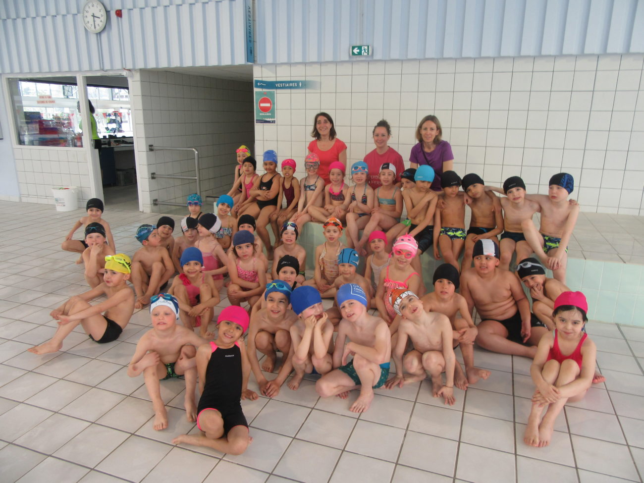 Les GS-CP de l’école Saint Jean 23 à la piscine